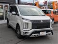 2019 Mitsubishi Delica D5