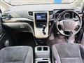 2011 Toyota Alphard G