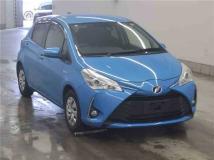 2017 Toyota Vitz