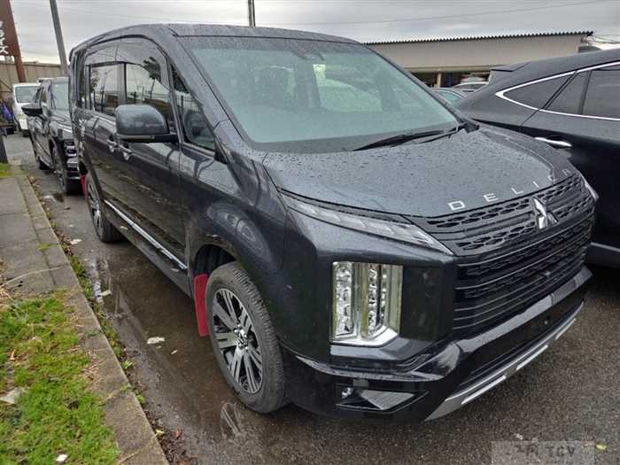 2024 Mitsubishi Delica D5