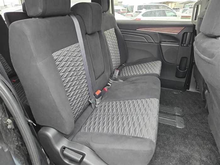 Mitsubishi Delica D5 GPKG4WD 2024 — миниатюра 6