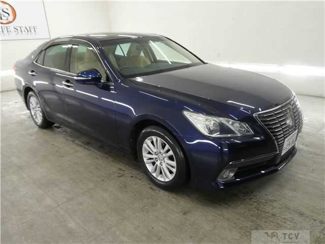 2013 Toyota Crown