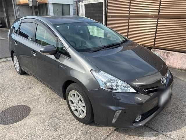 2014 Toyota PRIUS α