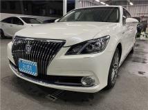 2014 Toyota Crown Majesta