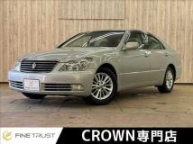 2007 Toyota Crown Royal Series