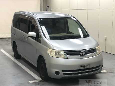 2005 Nissan Serena