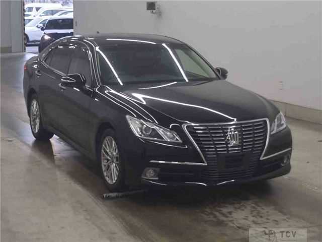 2013 Toyota Crown