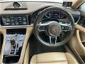 2017 Porsche Panamera