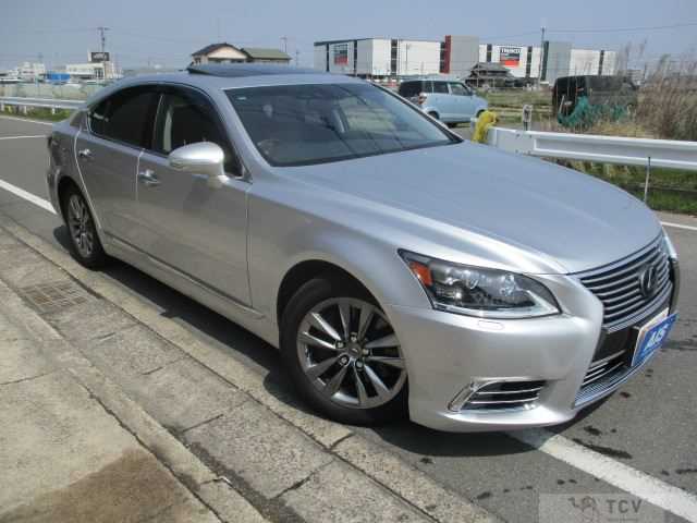 2014 Lexus LS