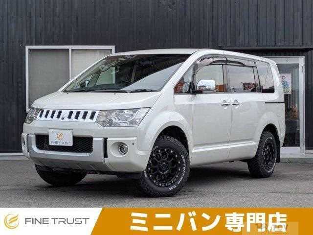 2013 Mitsubishi Delica D5
