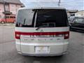 2013 Mitsubishi Delica D5