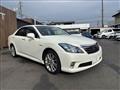 2010 Toyota Crown Hybrid