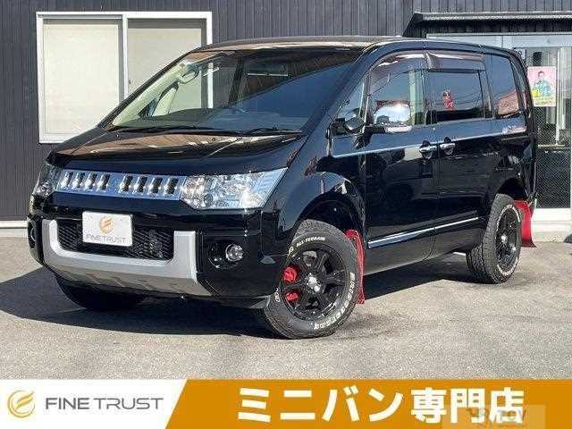2017 Mitsubishi Delica D5