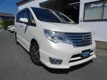 2015 Nissan Serena
