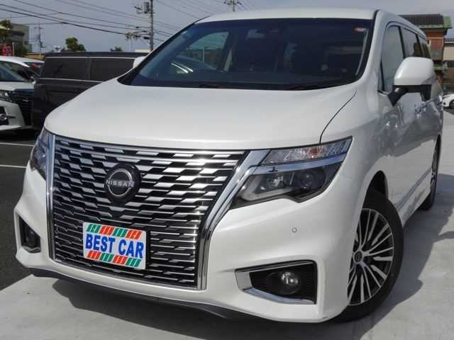 Nissan Elgrand 2024 — фото 2 купить в Москве