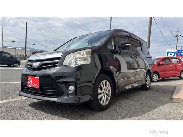 2010 Toyota Noah