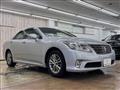 2011 Toyota Crown Royal Series