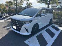 2025 Toyota Alphard Hybrid