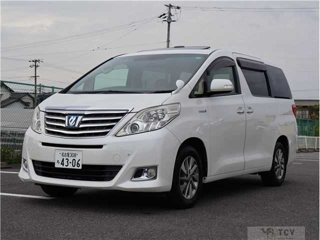 2013 Toyota Alphard Hybrid