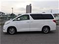 2013 Toyota Alphard Hybrid