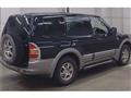2001 Mitsubishi Pajero