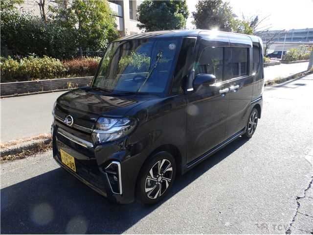 2020 Daihatsu Tanto Custom