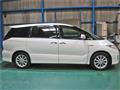 2014 Toyota Estima Hybrid