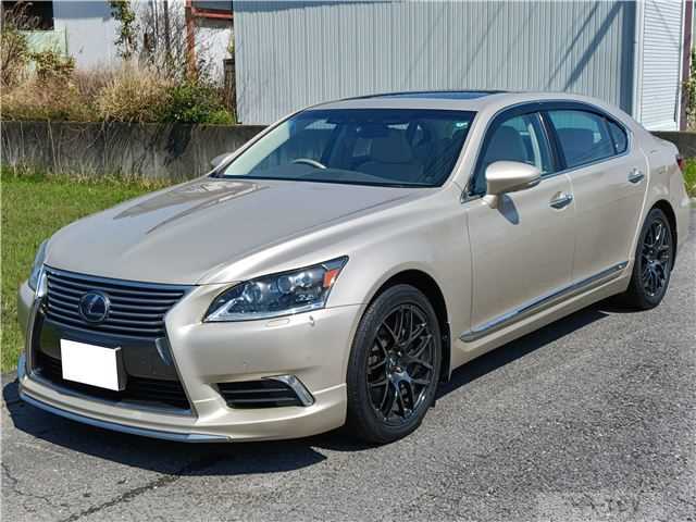 2013 Lexus LS