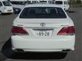 2011 Toyota Crown