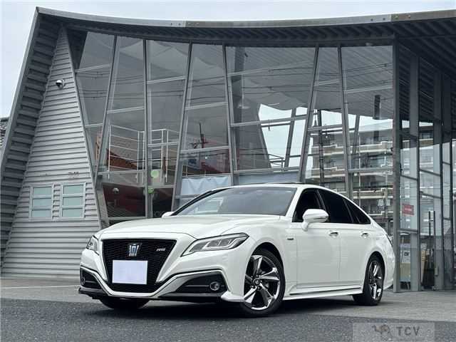 2019 Toyota Crown Hybrid