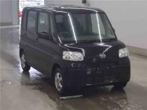 2011 Daihatsu Tanto