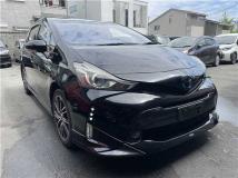 2015 Toyota PRIUS α