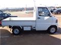2004 Mitsubishi Minicab Truck
