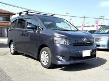 2008 Toyota Voxy