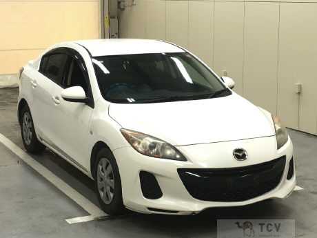 2013 Mazda Axela