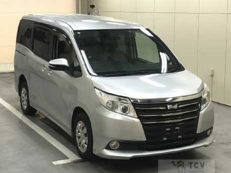 2014 Toyota Noah