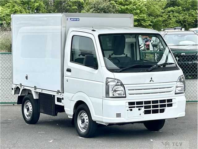 2021 Mitsubishi Minicab Truck
