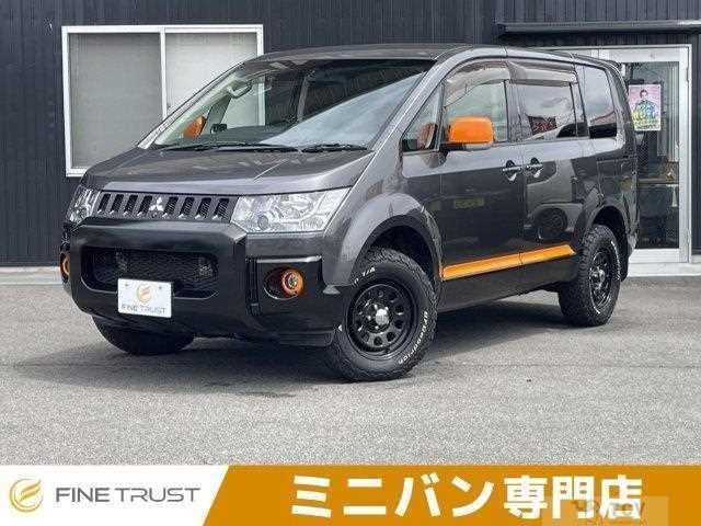 2018 Mitsubishi Delica D5