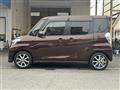 2017 Nissan ROOX