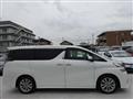 2015 Toyota Vellfire