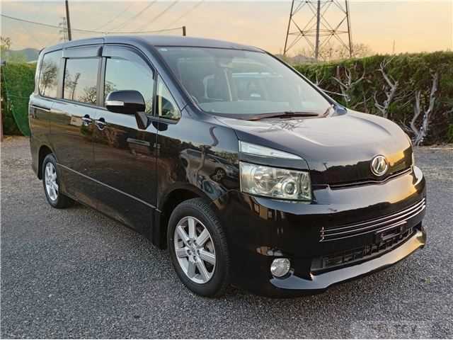 2009 Toyota Voxy