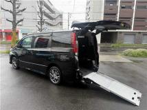 2017 Toyota Noah