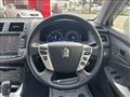 2010 Toyota Crown Hybrid