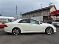 2010 Toyota Crown Hybrid