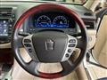 2011 Toyota Crown Hybrid