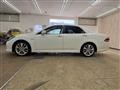 2011 Toyota Crown Hybrid