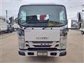 2013 Isuzu Elf Truck