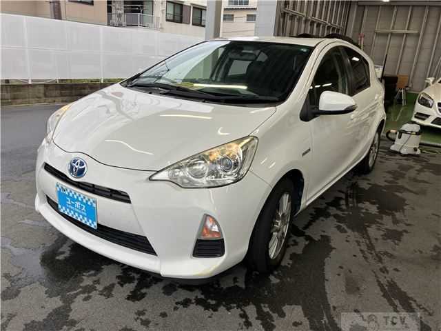 2014 Toyota AQUA