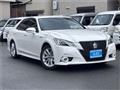 2013 Toyota Crown Hybrid