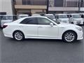 2013 Toyota Crown Hybrid